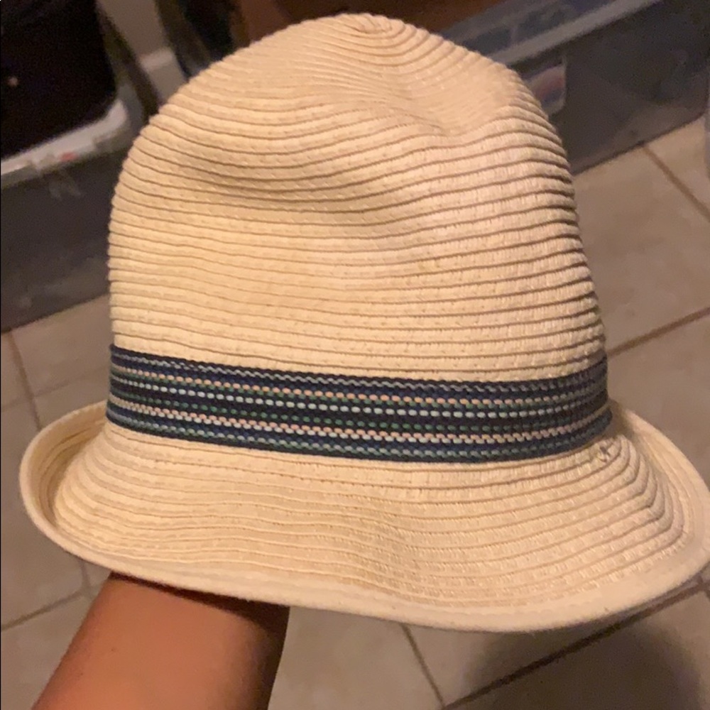 Old navy boy hat 🎩